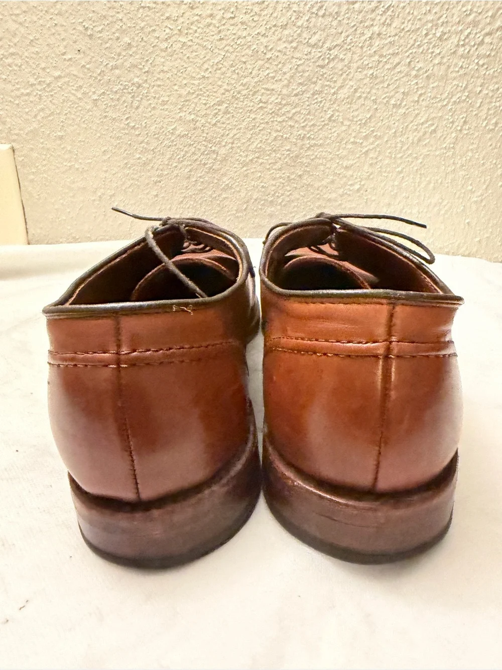 Allen Edmonds Cognac Brown Leather Split-Toe Derby Shoes, pre-owned, SZ9.5